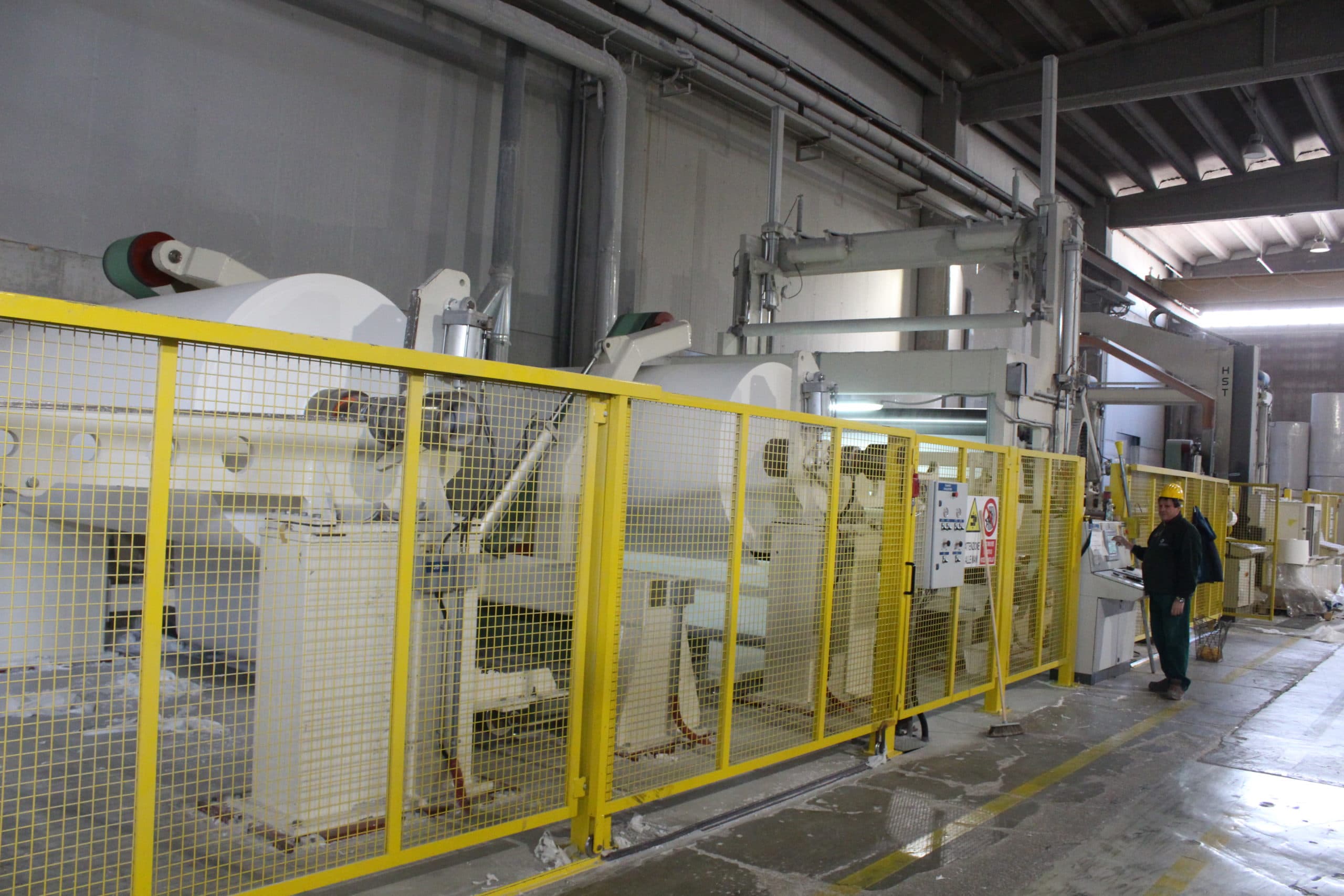 Ribobinatrice pneumatica PM1 per jumbo roll